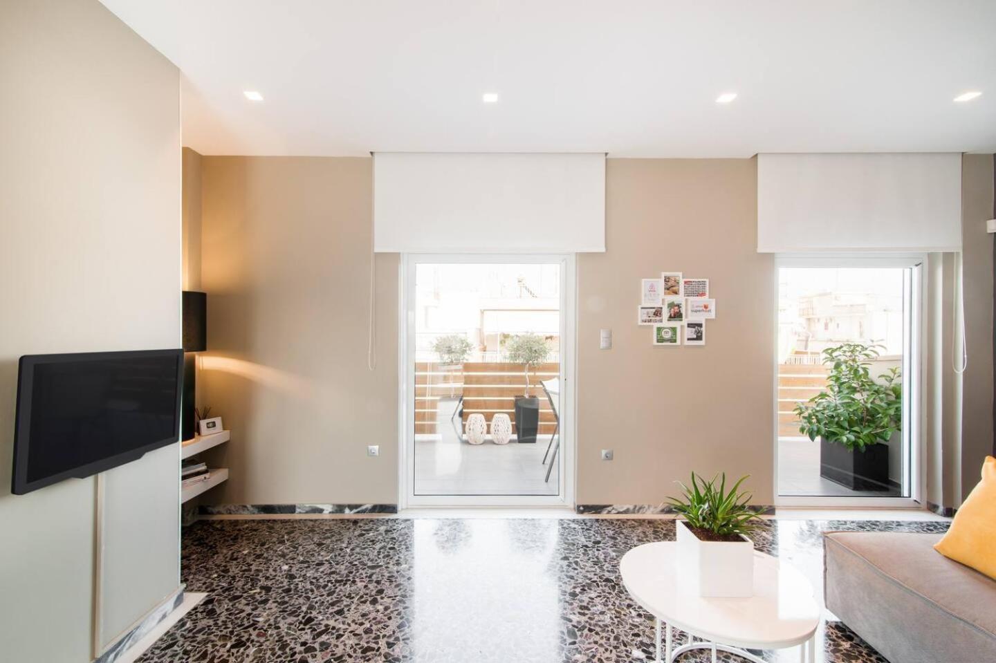 Ma Maison Nο 1, Penthouse, Acropolis And Lycabettus View, Ultra High Speed Internet 300 Mbps, 15' To Acropolis By Metro, 1' From Metro Station Athen Exterior foto